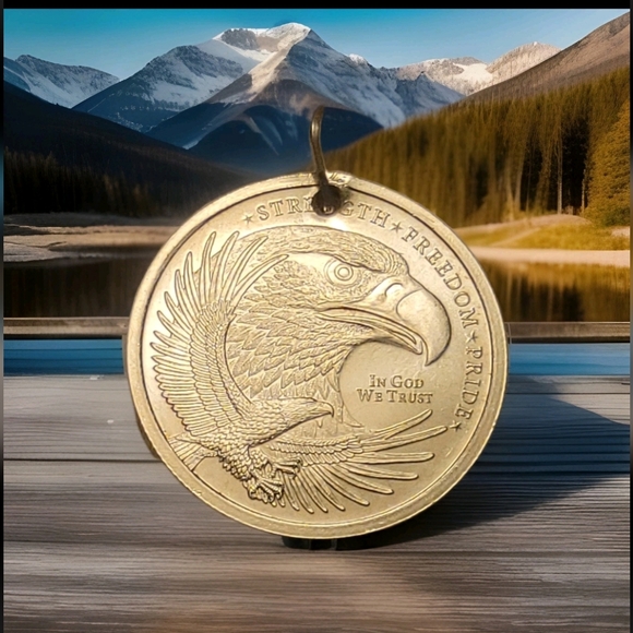 1/4th oz Silver American Eagle Reversible Pendant #silver #eagle #coin
